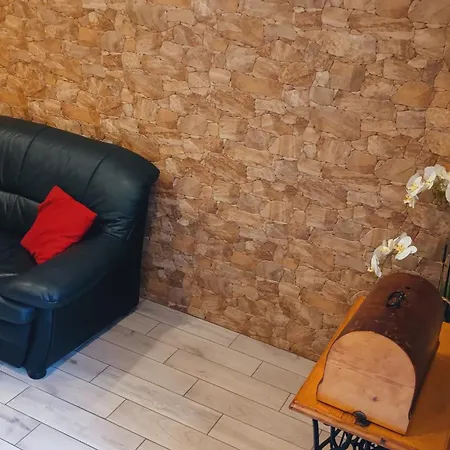 Kuca Za Odmor Denis * Mala Lesnica