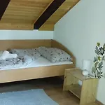 Kuca Za Odmor Denis * Mala Lesnica