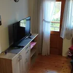 Kuca Za Odmor Denis Holiday home *