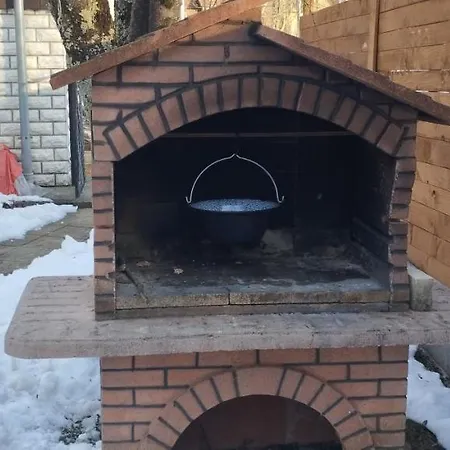 Kuca Za Odmor Denis Nyaraló Mala Lesnica